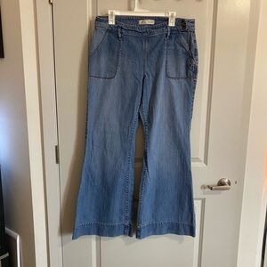 Old Navy Women's Light Blue Flare Jeans